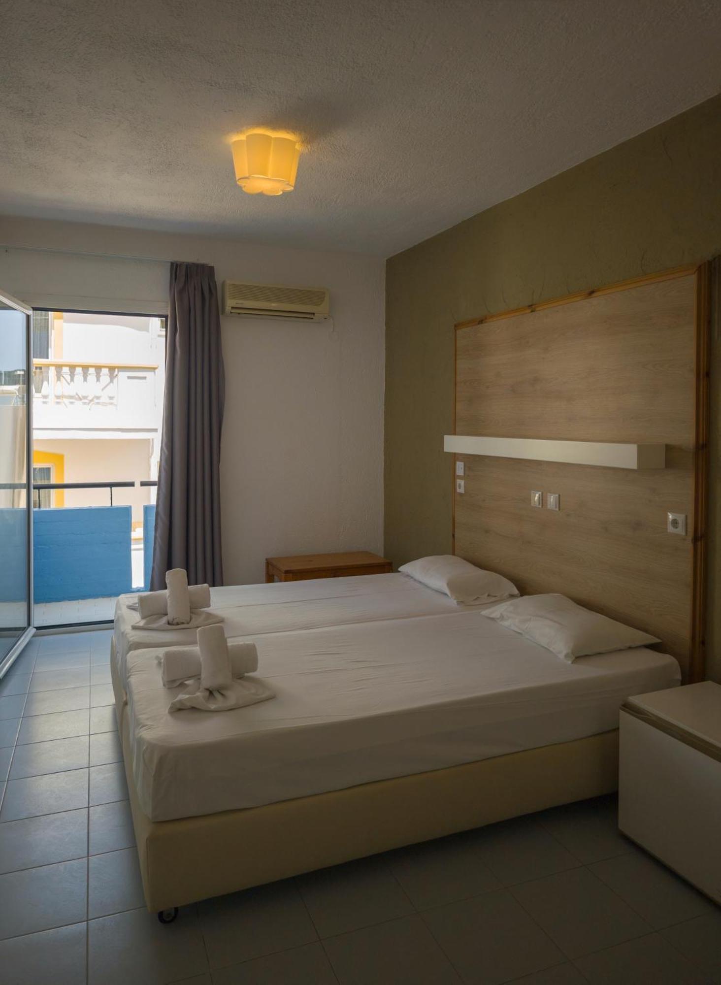 Simple Hotel Hersonissos Blue Exterior foto